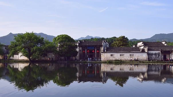 廣東惠州：啃下“硬骨頭” 消滅臭水溝